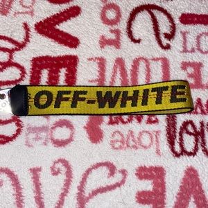 OFF WHITE KEYCHAIN